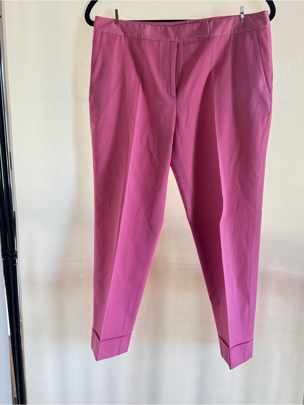 BCBG Cropped Tailored Women's chino style Pants